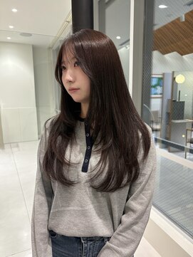 ローレンアオ(LOREN AO) ミディアムヘア/暗めカラー/グランマッシュ/矢場町