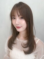 アグノス 青山(Agnos) オリーブグレー美髪黒髪うる艶髪エアリーカール斜めバング