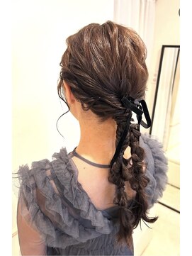 ヘッズ(HEADZ) ツイン編みおろし