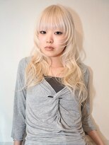 テトヘアー(teto hair)&nbsp;ホワイトブロンド ハイトーン レイヤー 透明感 ケアブリーチ