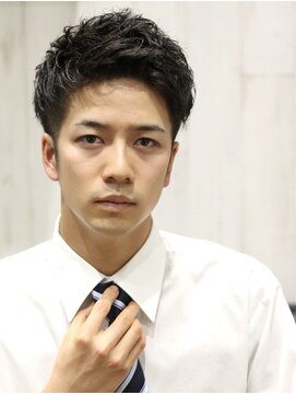 ヨシザワインク プレミアム 横浜 桜木町店(YOSHIZAWA Inc. PREMIUM) 【ヨシザワ横浜】ツーブロックアップバング王道ビジネスショート