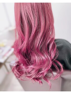 リ ヘアーデザイン(Re: hair Design) ビビットピンク