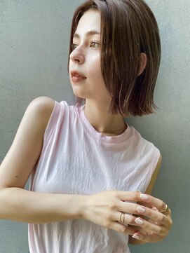 ケイトミラー(KATE Mirror) ミニボブ×ピンクベージュ MAKO 表参道