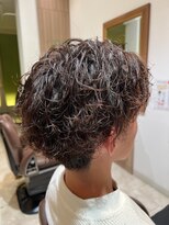 アンダートゥリーガーデン(UNDER TREE GARDEN)&nbsp;ツイストパーマ×メンズカット×ツーブロック×カラー