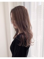 ヨーク(YOKE)&nbsp;YOKE 大人かわいいレイヤーカットハイトーンピンクベージュロブ