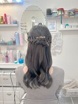 リムネ(RIMUNE)&nbsp;編み込みハーフ＋韓国風ゆる巻き