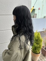 ヴォレ(voler)&nbsp;ロングのパーマスタイル