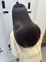 セイドット リー(Say. Ree)&nbsp;Say.ロングレイヤーブルーカラー縮毛矯正デジタルパーマ表参道