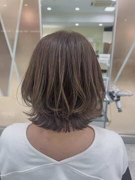 プールドゥマン 屯田(POUR DEMAIN) レイヤーボブ