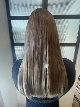 ダスティ 豊科駅前店(Dasty) アプトグロス×ベージュ