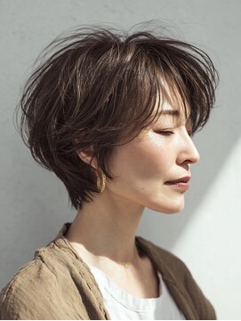 ハーツ(Heart's) ショート×白髪ぼかしカラー