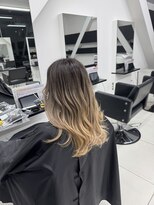 アライブ キチジョウジ(ALIVE Kichijoji) ベージュバレイヤージュカラー