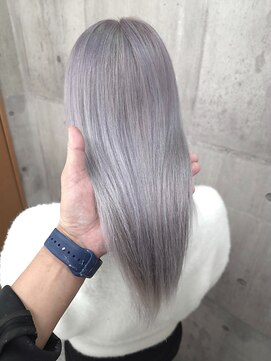 フォックス 四日市店(FOX) 透明感/ホワイトシルバー/ストレート