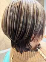 美容室 ダルテ(d'Arte)&nbsp;ショートウルフ/白髪ぼかし/アンブレラカラー