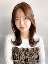 リヤン 表参道(lyann)&nbsp;こなれヘアワンカールうるツヤくせ毛風カール美髪艶感前髪