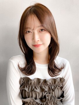 リヤン 表参道(lyann) こなれヘアワンカールうるツヤくせ毛風カール美髪艶感前髪