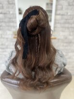 ソメリエヘアー(somelie hair) ゆるふわハーフアップ