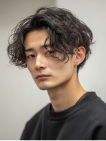 ユニル(Unille) 泉駅/メンズ/MEN’S/ニュアンスパーマ/センターパート/学割U24