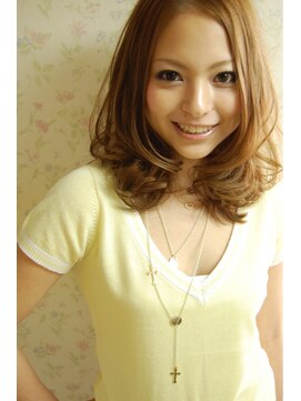 ケアシンサイバシ(CARE shinsaibashi) ニュアンスカール