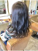 アクセントカラー巻き髪