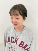 エンドリンク(endlink) オリーブベージュ×耳かけショートボブ