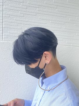 フゥ 宇都宮(FeU) センターパート×ブルーブラック