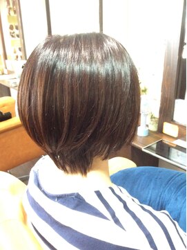 ドルセット ショートボブ