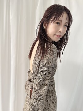 ヨーク(YOKE) YOKE 顔まわりレイヤーカットボルドーブラウンブリーチなし前髪