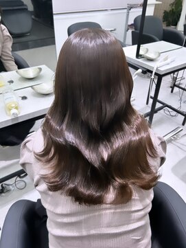 ペレ 栄店(PELE) ウルフ/マチルダボブ/ピンクベージュ/インナーグレージュ/