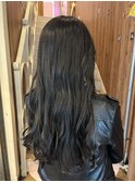 オリーブグレージュ×透明感