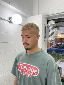 ウェルネス(Wellness) ハイトーンスキンフェード