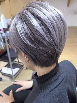 ブレイズヘアー(BLAZEhair) 【白髪を味方に】脱白髪染めシャドールーツ×ブリーチ４回