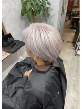 シールドヘアー 沖縄 新都心(C'LD Hair) ホワイトカラー/那覇美容室/おもろまち美容室