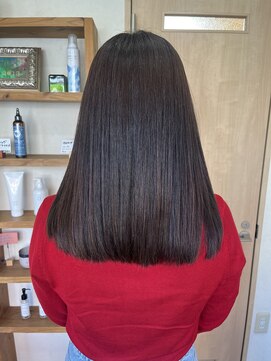 ココカラヘアー ニコ(cococara hair nico) ストレートヘア/縮毛矯正/ロングヘア