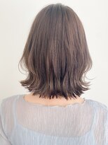 トゥーナ 表参道(tona) ミディアムレイヤー、外ハネボブ、グレージュ、脱白髪染め☆