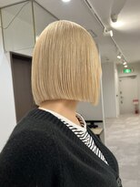 ヴィア 京都烏丸(Via)&nbsp;ブロンド/ベージュ/ケアブリーチ/ダブルカラー/ボブ