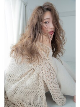 クラウン ヘアー(CLOWN hair) 巻き髪スタイル