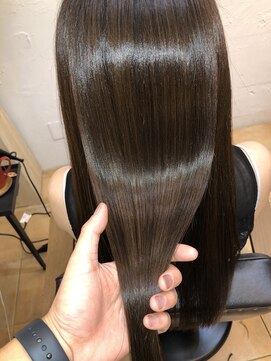 アコンプリッシュ 代官山 恵比寿(accomplish) クリスタルミネコラ