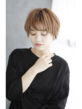 アルネ プラスエヌ(ARNE+n) 20代30代40代　表情豊かな大人ショート【近江八幡】