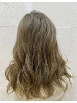 シャンティ 札幌駅前店(Shanti) ハイトーンミルクティーベージュスタイル　【本間　大貴】