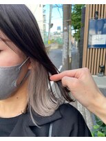 アクト(ACT)&nbsp;ホワイトベージュ/外はねボブ/イヤリングカラー