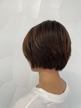 ブルーム(Bloom) ショートボブ