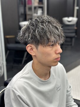 リプレイ 草津店(RIPLAY) ハイライト/マッシュパーマ/ウルフ/アッシュブラック