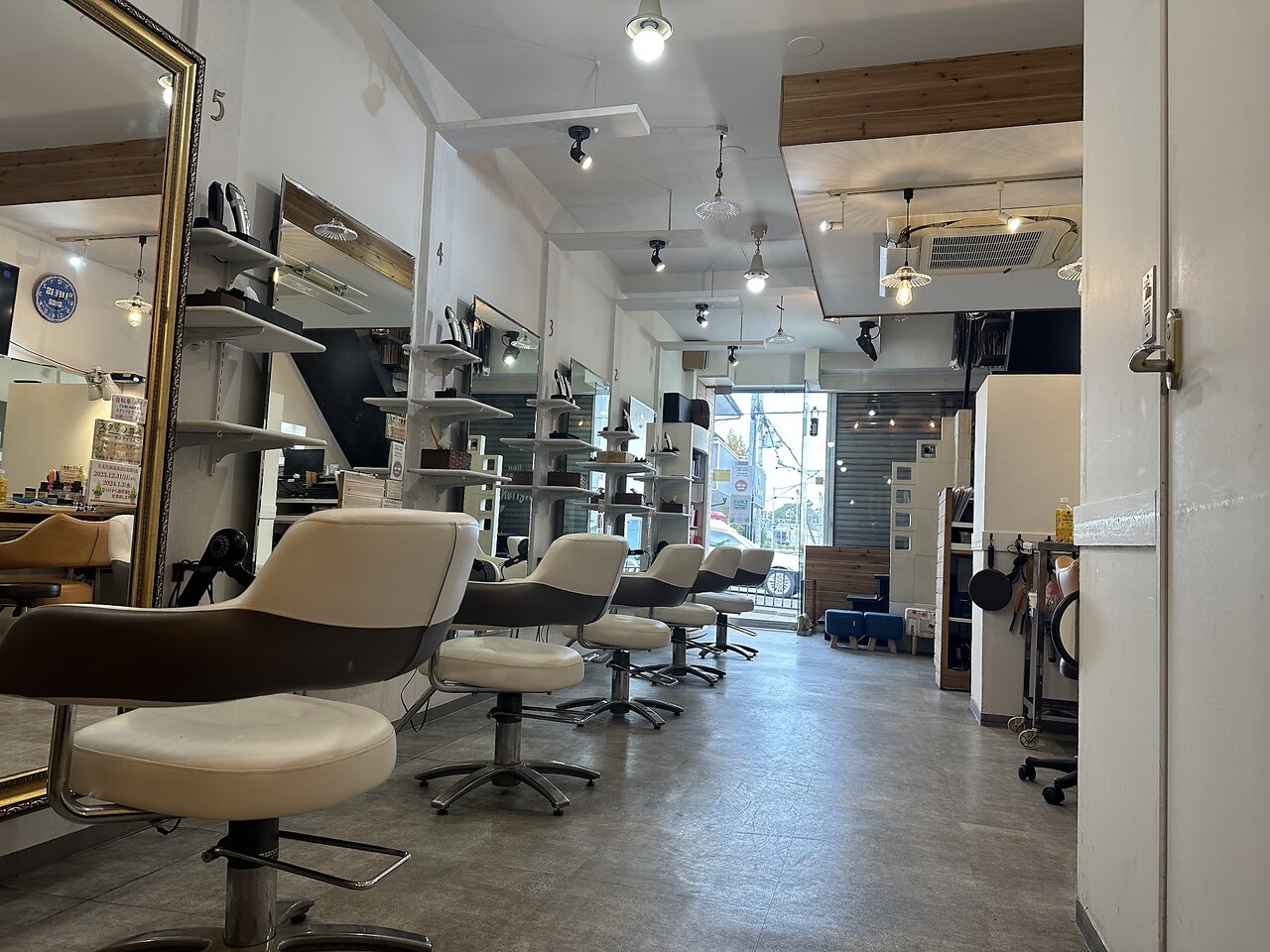 トゥエンティーフォー(24)｜ホットペッパービューティー