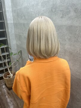 シャラクアクティ(sharaku acty) ホワイトベージュ