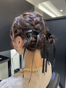 ディーヘアーデザイン(d.HAIR DESIGN) 【お呼ばれスタイル】お団子ツイン