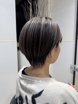 ヴィヴィッド(VIV ID)の写真/技術に差が出るショートは《VIV・ID》にお任せ！質感やフォルムにこだわった、バランス抜群のショートへ♪
