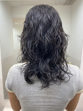 サロウィン 那覇店(SALOWIN) 黒髪ロングパーマ