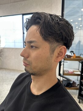 メンズセンターパート/ニュアンスパーマ・毛流れパーマ