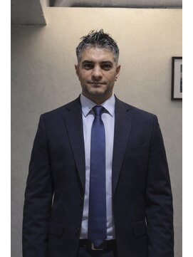 海外スパイキーショート